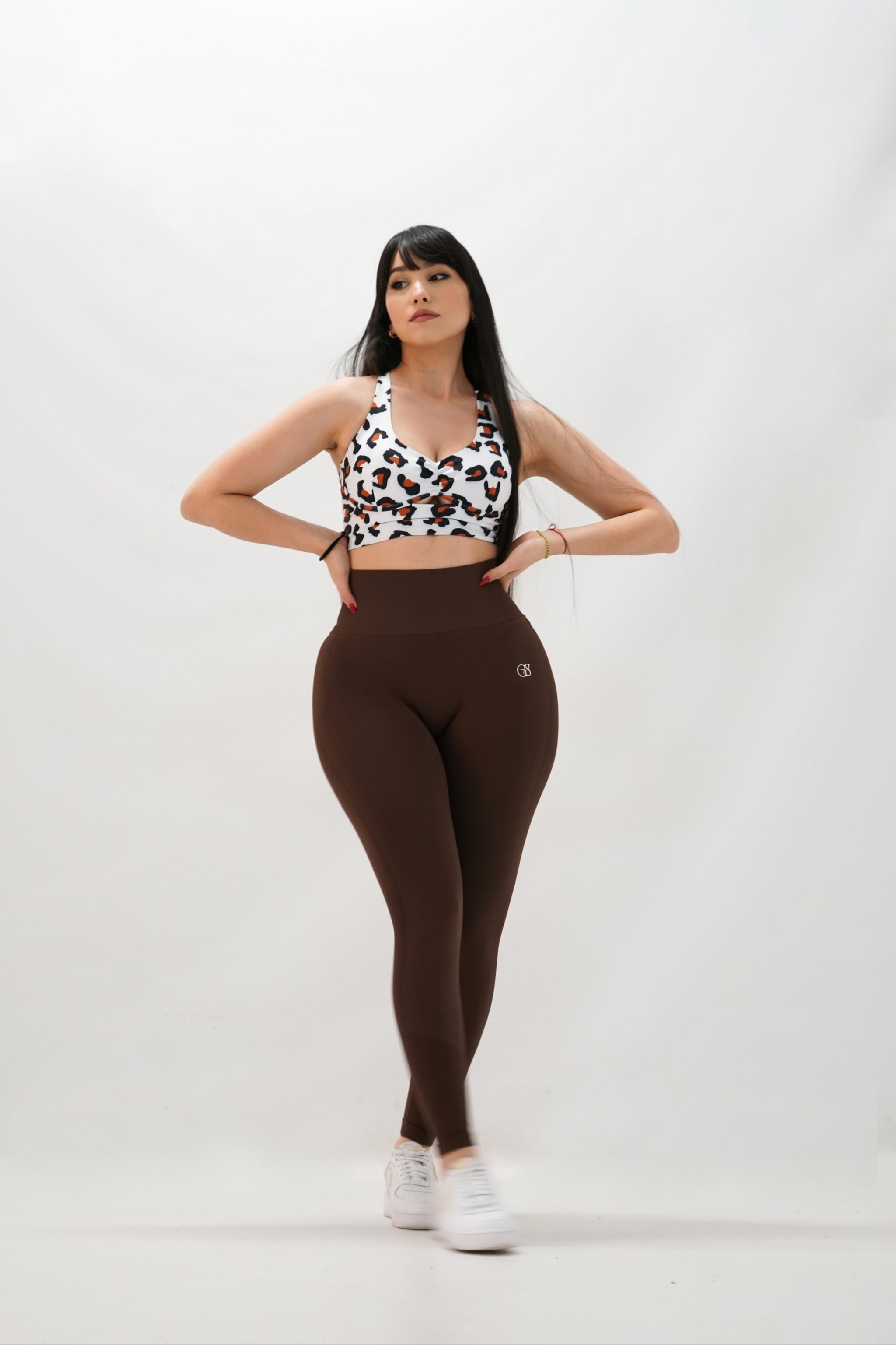 Maria Bare Top | Gajess